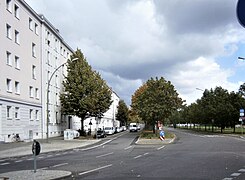 Westseite Kniprodestraße nordwärts von 122