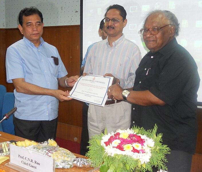 File:Prof AM Kayastha receiving the CNR Rao Education Foundation Award for Excellency in Scientific Research award.JPG