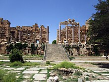 Propylaea of Baalbek temples complex Propylaea of Baalbek temples complex 16062.JPG