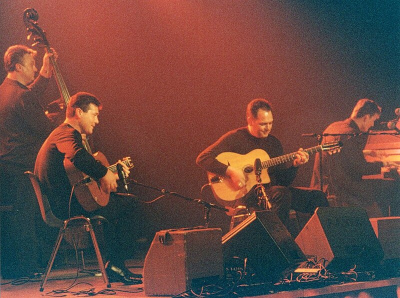 File:Rosenberg Trio, Netherlands 2002-1.jpg
