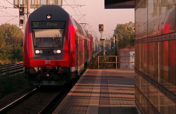 S 2 train at Dobritz station