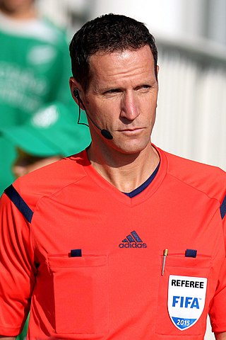 <span class="mw-page-title-main">Robert Schörgenhofer</span> Austrian football referee