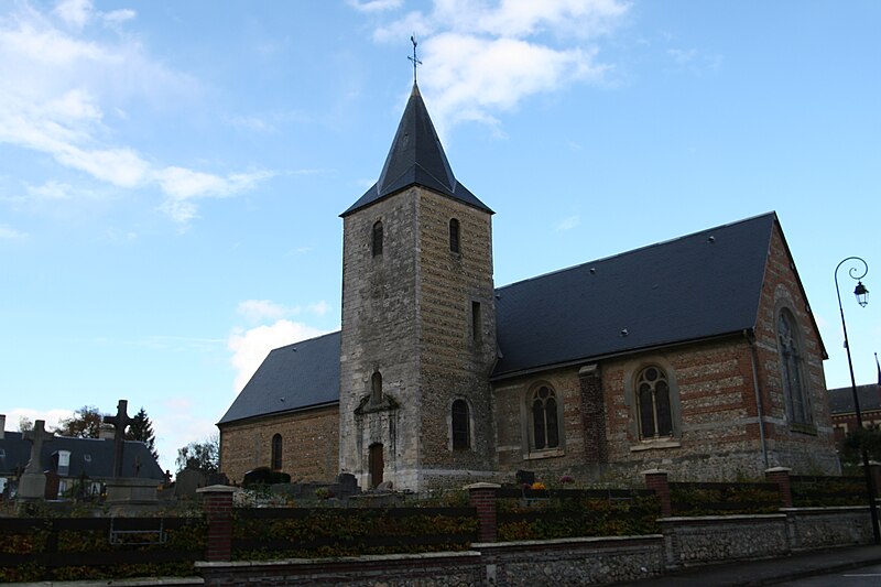 File:Saint-Martin-du-Manoir - église 01.jpg