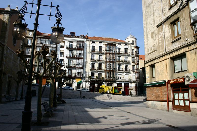 File:Santander.Plaza.Cañadio.jpg