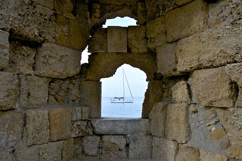 File:Schiff through walls.jpg