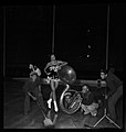 Sept. 53. Jacqueline du Bief championne olympique de patinage artistique (1953) - 53Fi4985.jpg