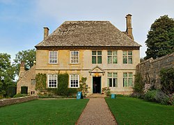 Snowshill Manor exterior.jpg