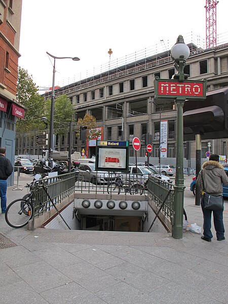 File:Station métro Balard - IMG 3626.jpg