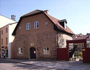 Stenhusgården.