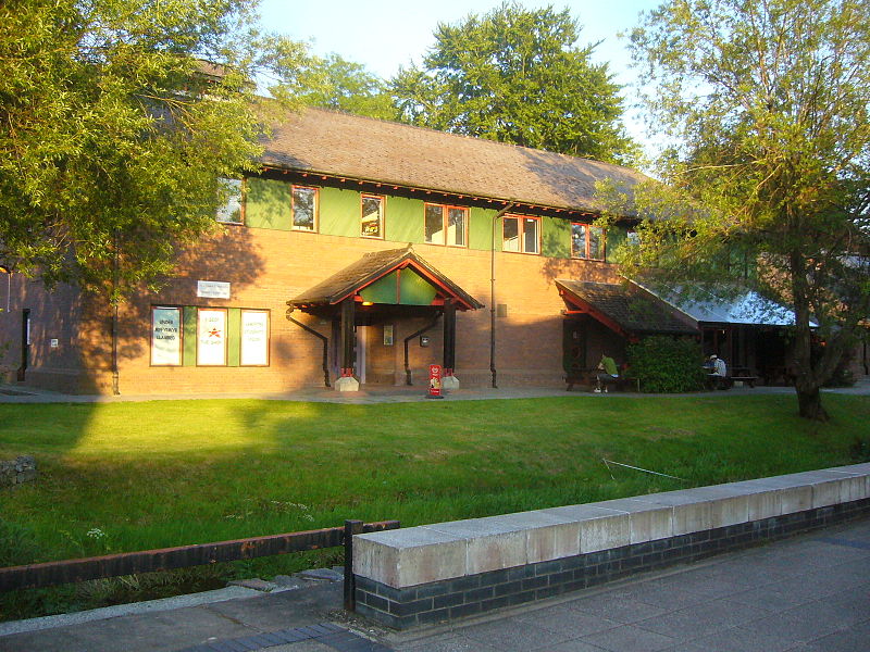 File:Students Union Lampeter.JPG