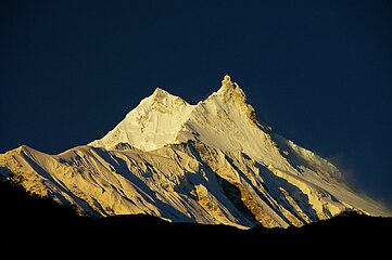 8. मनास्लु हिमालय पर्वत शृङ्खला