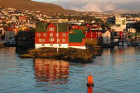 Tórshavn: História, Geografia, Política e administração