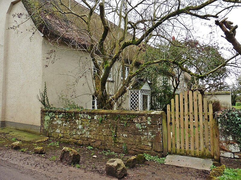 File:Thatched cottage at Nether Exe - geograph.org.uk - 5720114.jpg