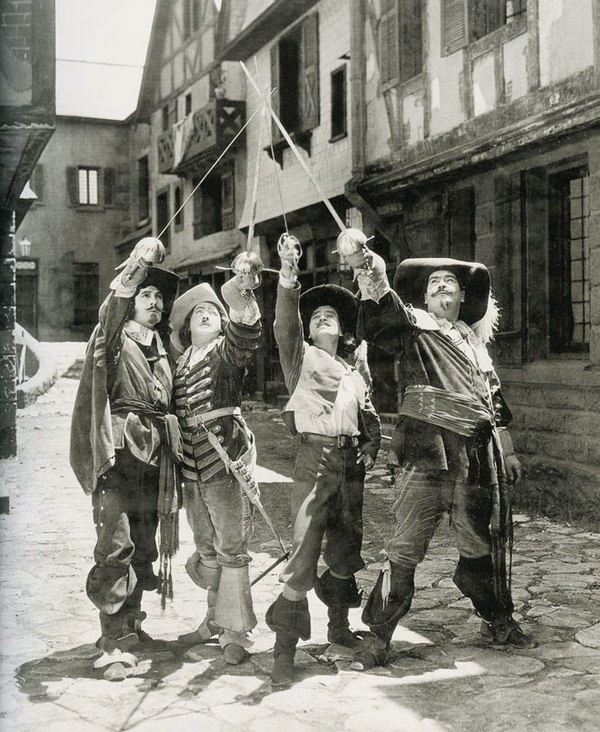 Léon Bary, Eugene Pallette, Douglas Fairbanks and George Siegmann