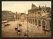 Pferdebahnen vor dem Bahnhof Lille, um 1900
