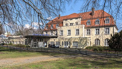 So kommt man zu Theater An Der Ruhr mit den Öffentlichen - Mehr zum Ort Hier