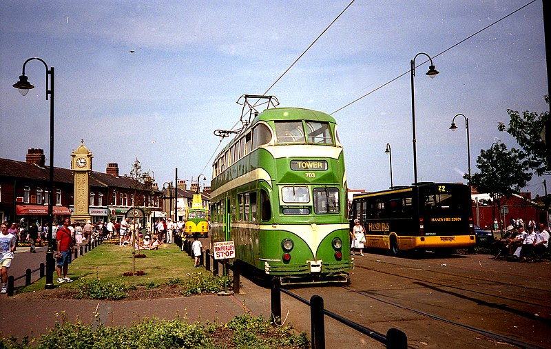 File:Trams in Fleetwood 1666823.jpg