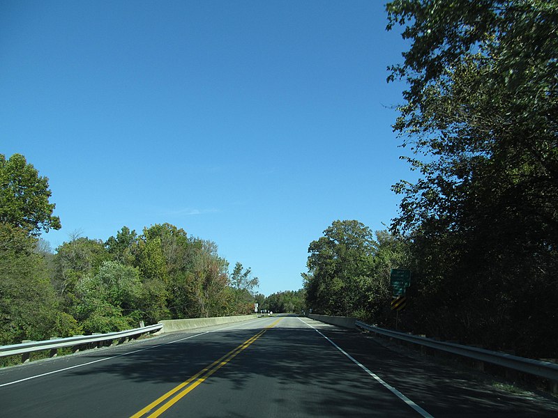 File:US Route 301 - Virginia (8117275595).jpg