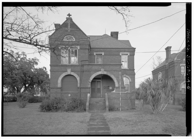 File:VIEW OF SOUTHWEST FRONT ELEVATION WITH SCALE - William Enston Home, Cottage No. 2, 900 King Street, Charleston, Charleston County, SC HABS SC,10-CHAR,354A-5.tif
