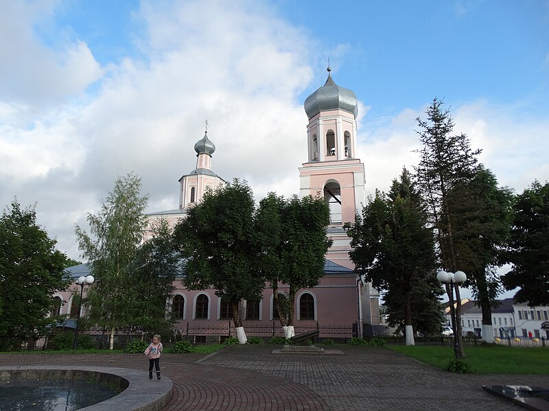 File:Valday, Troitsky church.jpg