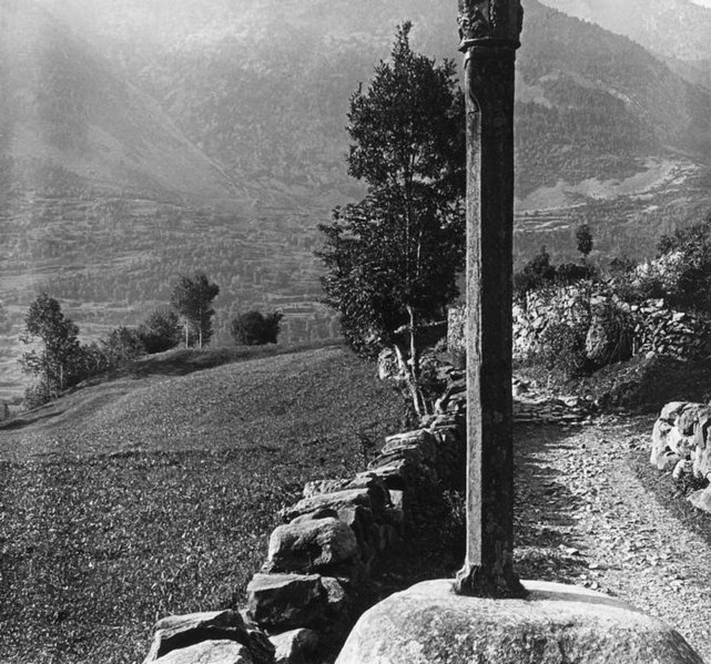 File:Vista de la creu d´Engordany (Extracted - Restored).jpg