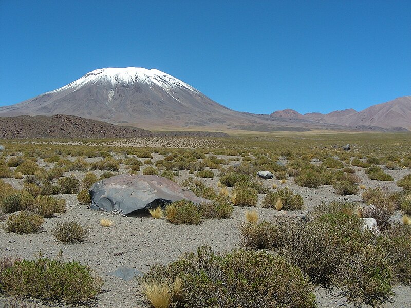 Datei:Volcan Lascar.jpg