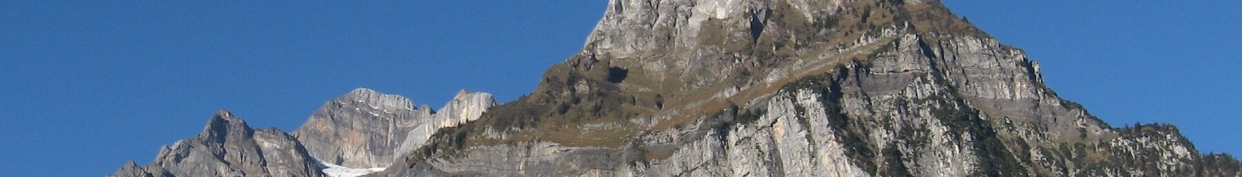 Bannière WV Glarus Mts Vorderglärnisch et Vreneli.jpg