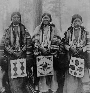 Confederated Tribes of Warm Springs Indian tribe in Oregon, United States
