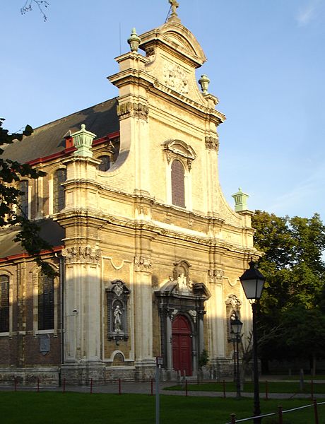 File:Westfacade Begijnhofkerk.jpg