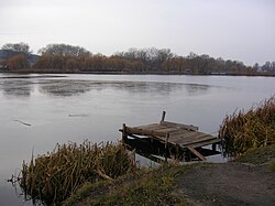 De rivier de Stugna in Vasylkiv