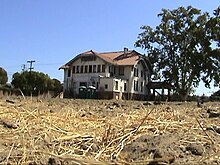 A view of the Wolfe Manor in Clovis, CA. Wolfe Manor - Far West View.JPG