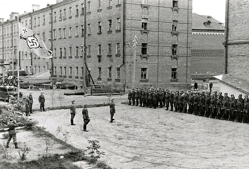 File:Смоленск во время оккупации.jpg