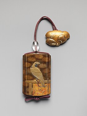 Inro z motivom dveh jastrebov na gredi z resicami, obdobje Edo, 19. stoletje