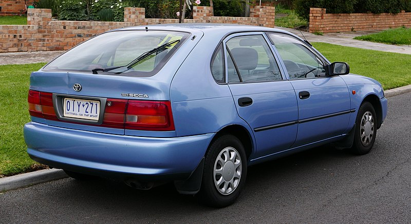 File:1997 Toyota Corolla (AE101R) Advantage Seca 5-door hatchback (2015-05-29) 02 (2).jpg