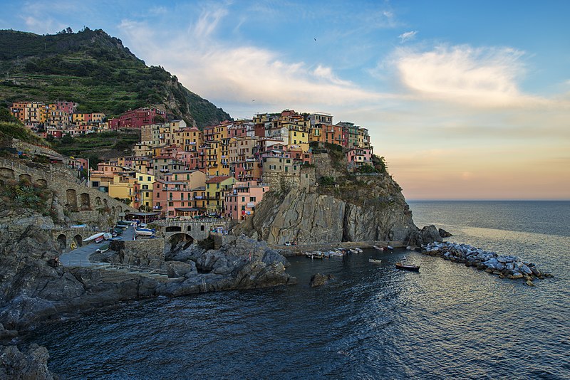 File:1 manarola evening 2012.jpg