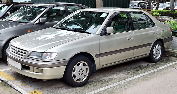 Toyota Corona (T210)