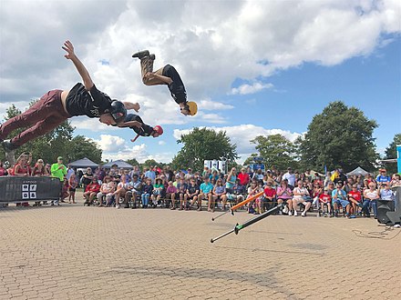 An extreme pogo exhibition in 2017.