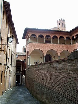 Siena, Vicolo Tiratoio