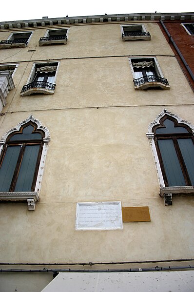 File:8113 - Venezia - Lapide per Petrarca - Foto Giovanni Dall'Orto 8-Aug-2007.jpg