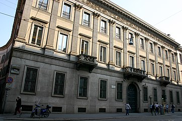 Milano - Via Manzoni - Palazzo Anguissola