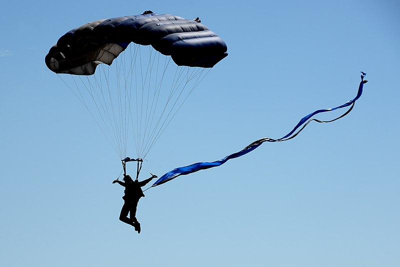 File:A member of the U.S. Air Force Wings of Blue parachute team descends toward Sheppard Air Force Base (29859578961).jpg