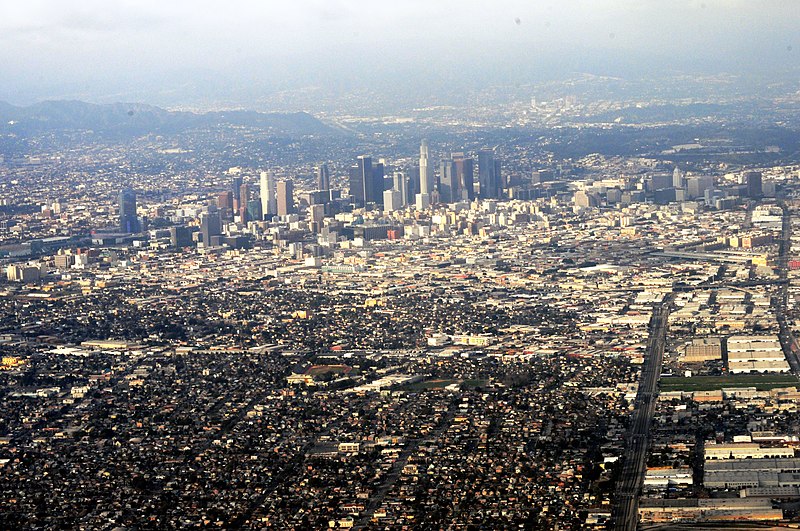 File:Aerial photo of Los Angeles, California 01.jpg