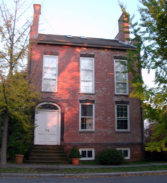 File:Aiken House Rensselaer NY Oct 10.jpg