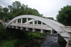 Aka Spring Street Bridge.JPG