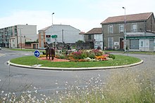 Rond-point représentant une noria, Alès, Gard, France