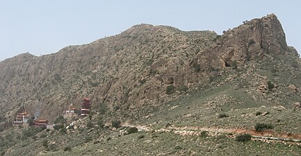 Alxa Western Monastery (Alshaa Baruun Hiid) dibangun pada 1756.