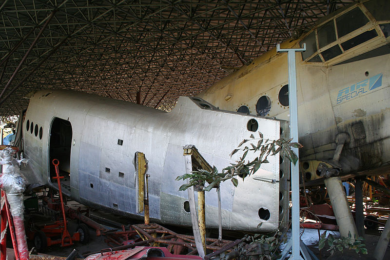 File:Antonov An-2s 7006 & OK-KIS (8282308070).jpg