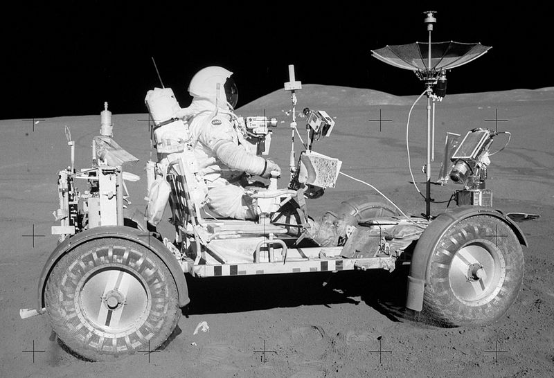 File:Apollo15LunarRover2.jpg