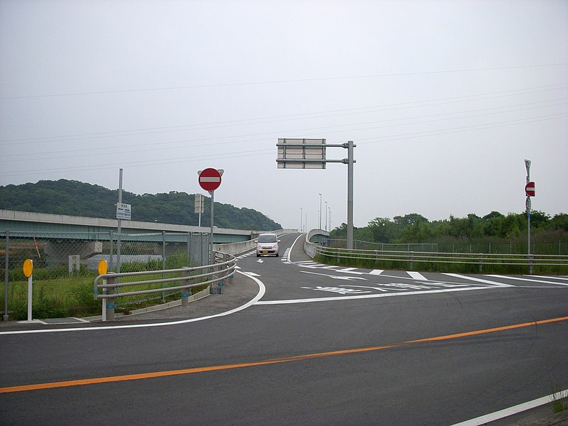 File:Ariake-engan-kurosaki-exit.jpg