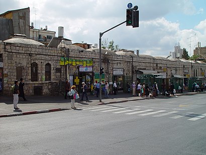 איך מגיעים באמצעות תחבורה ציבורית  לבית יעקב 4? - מידע על המקום